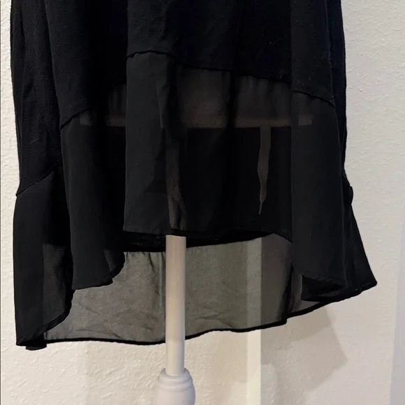 Charming Charlie Elegant Black Sleeveless Slip - Picture 2 of 6